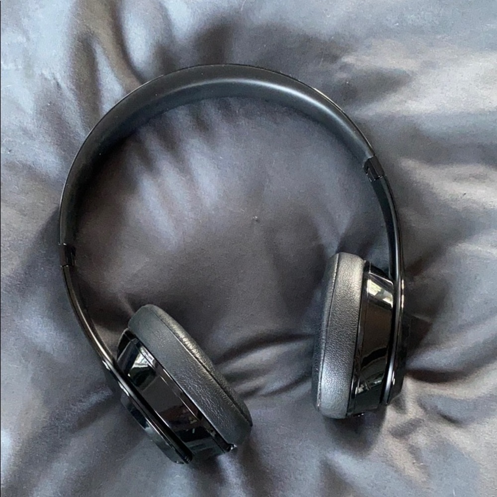 Beats wireless headphones